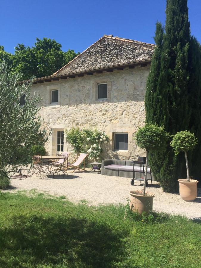 Maison De Charme Dans Domaine 17Eme Тараскон Екстериор снимка