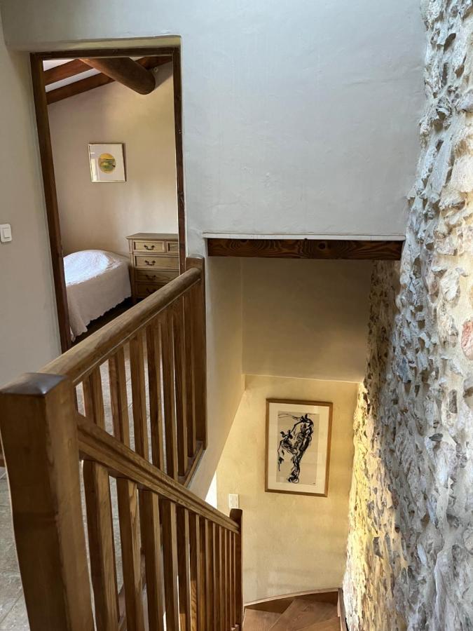 Maison De Charme Dans Domaine 17Eme Тараскон Екстериор снимка